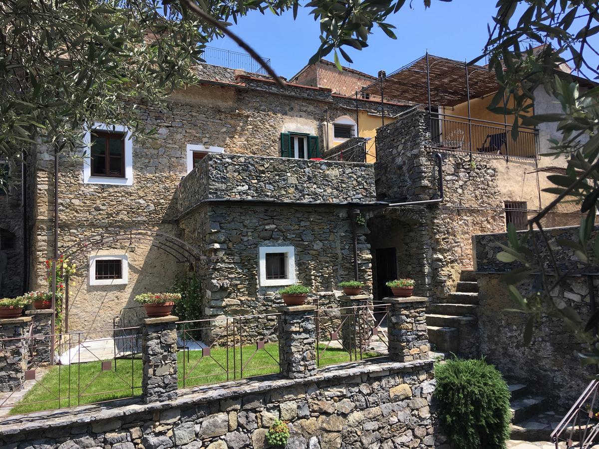 La Casa Dei Nonni Castelbianco Bed & Breakfast Colletta Екстериор снимка